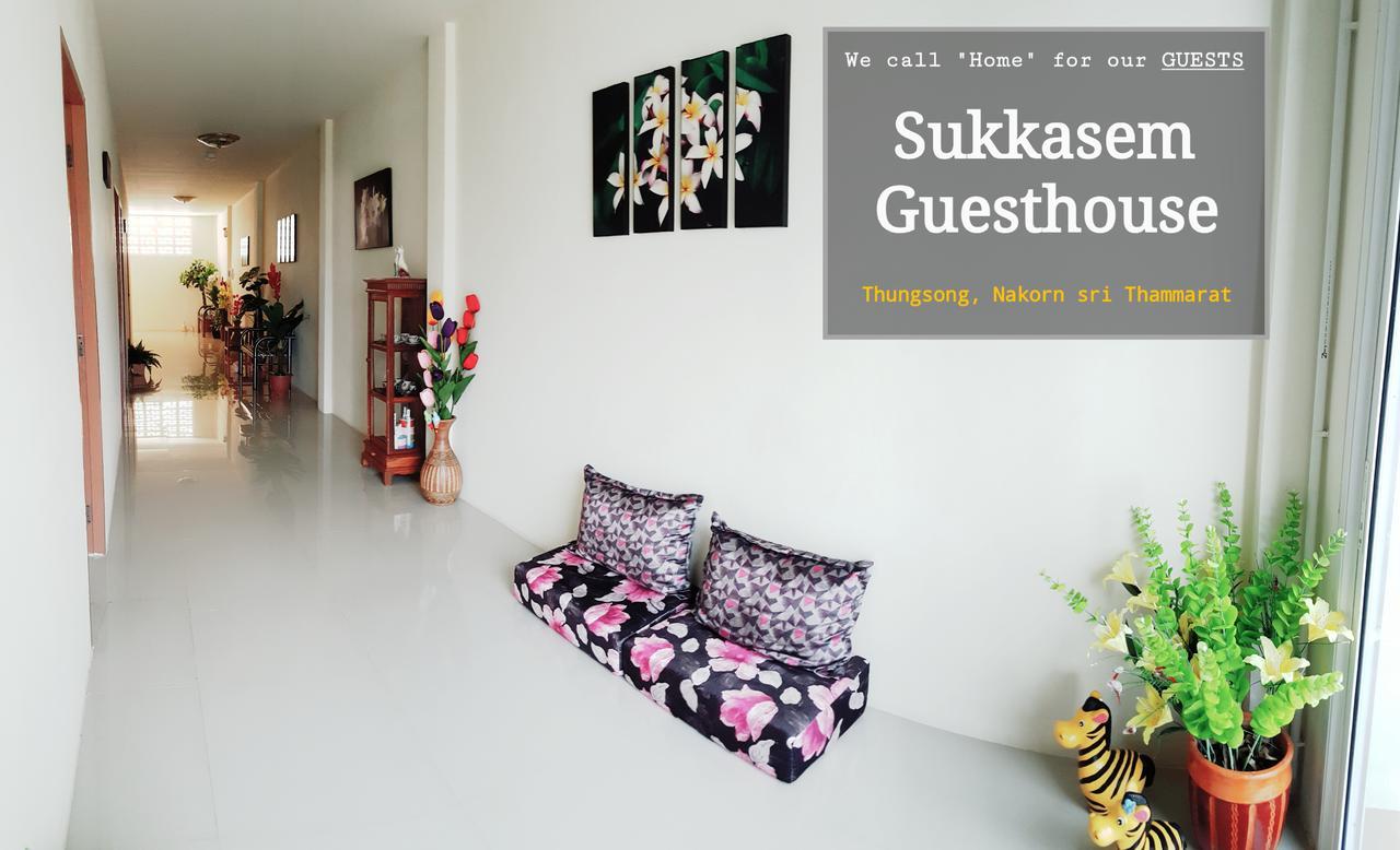 Sukkasem Guesthouse Thungsong Thung Song 외부 사진